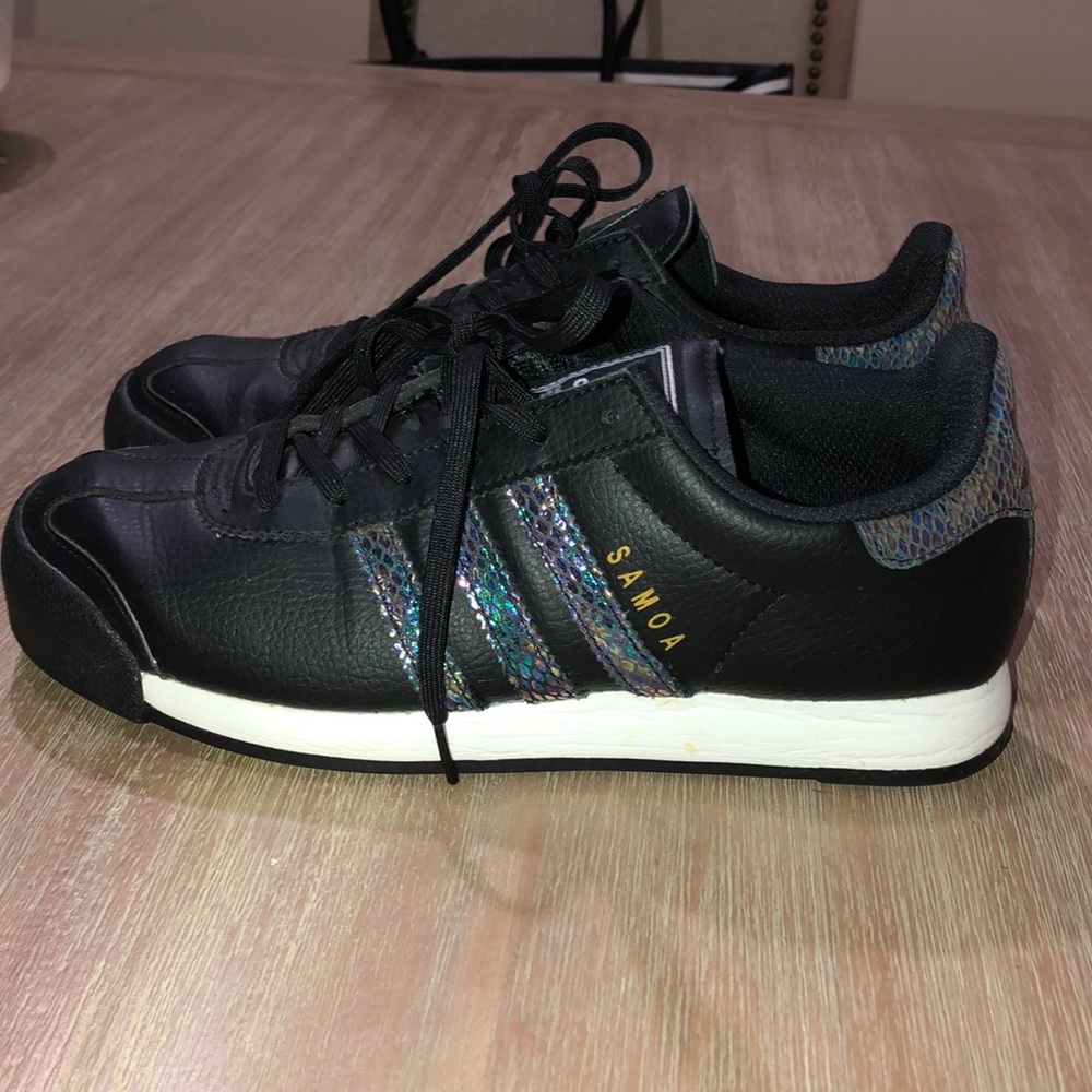 Adidas - Picture 3 of 3